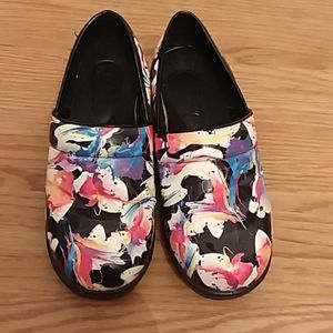 savvy shoes wholesale